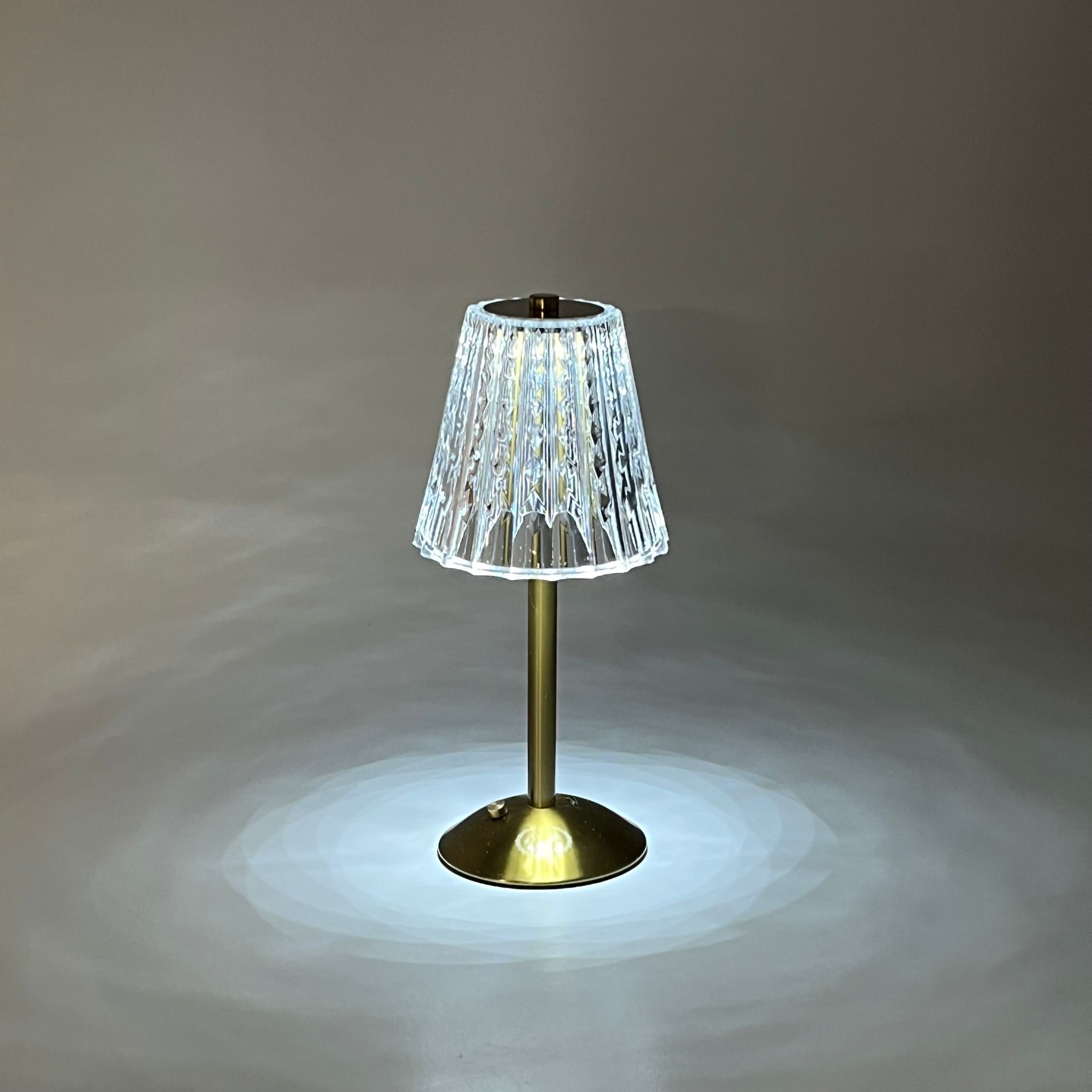 Lampada “Vintage” plisse gold oro, trasparente in metallo, plastica stile  vintage