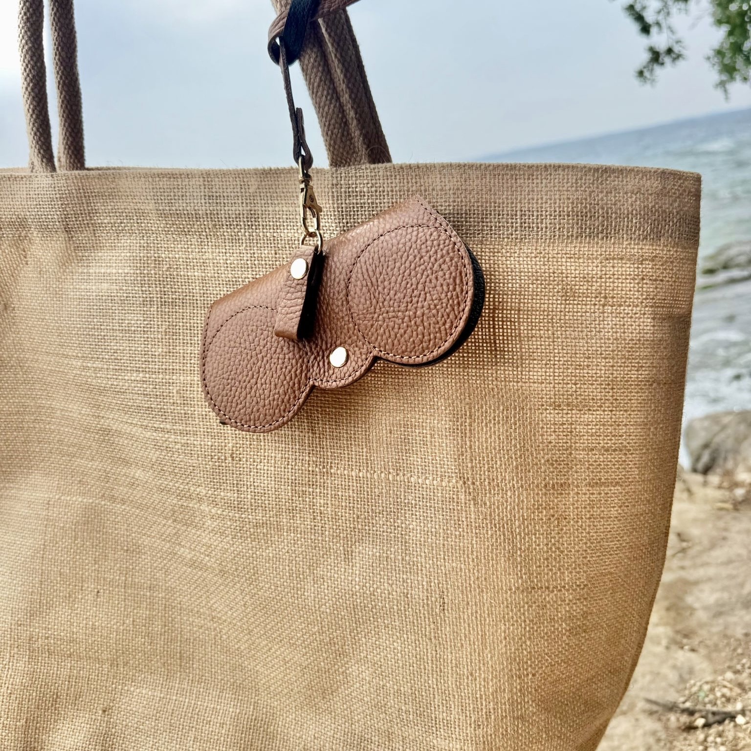 Porta occhiali in pelle marrone