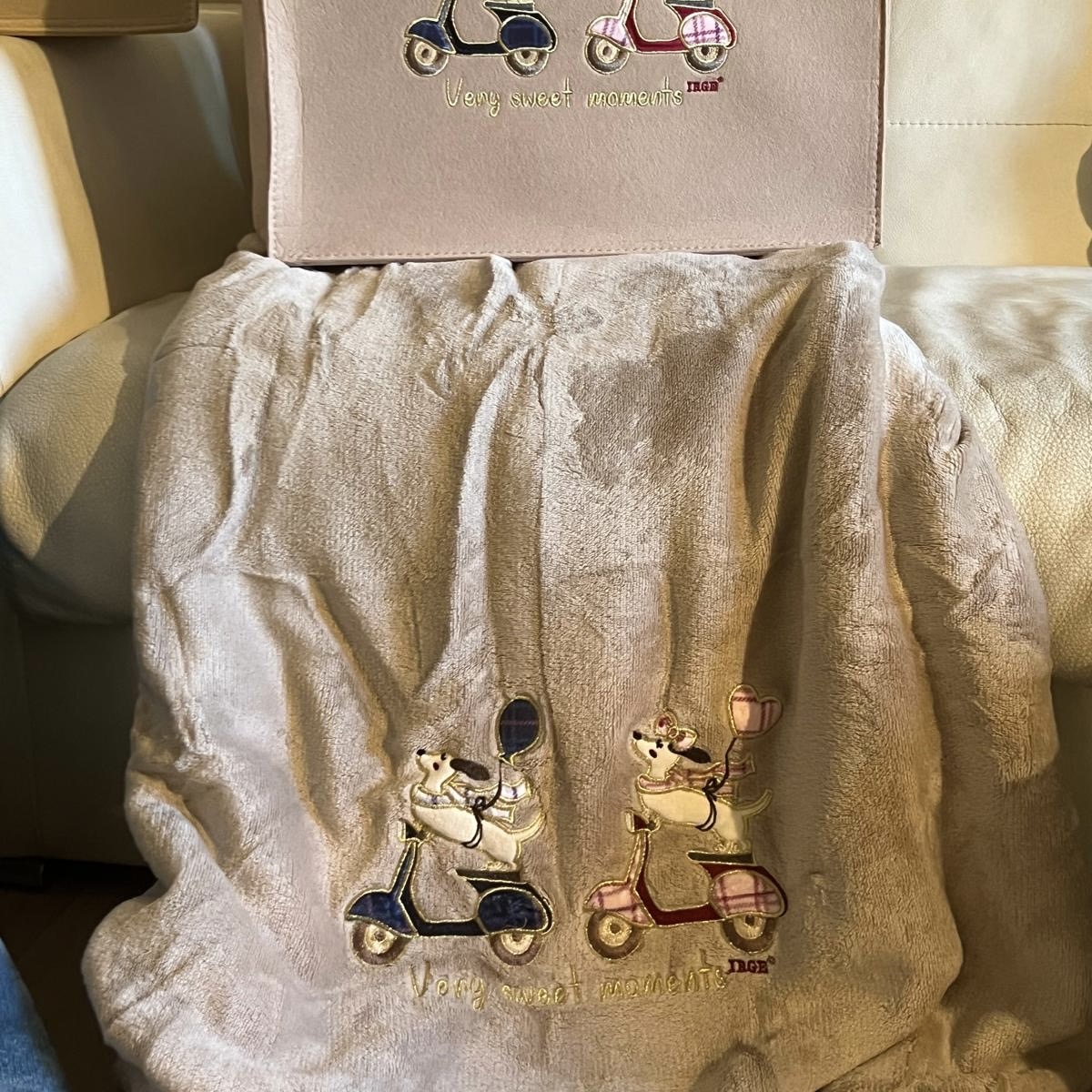 Coperta con borsa 
