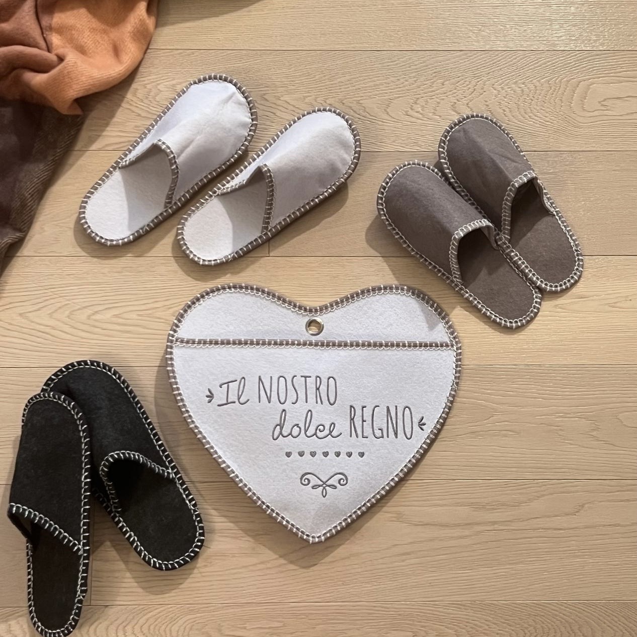 Set 3 pantofole con pantofolone 