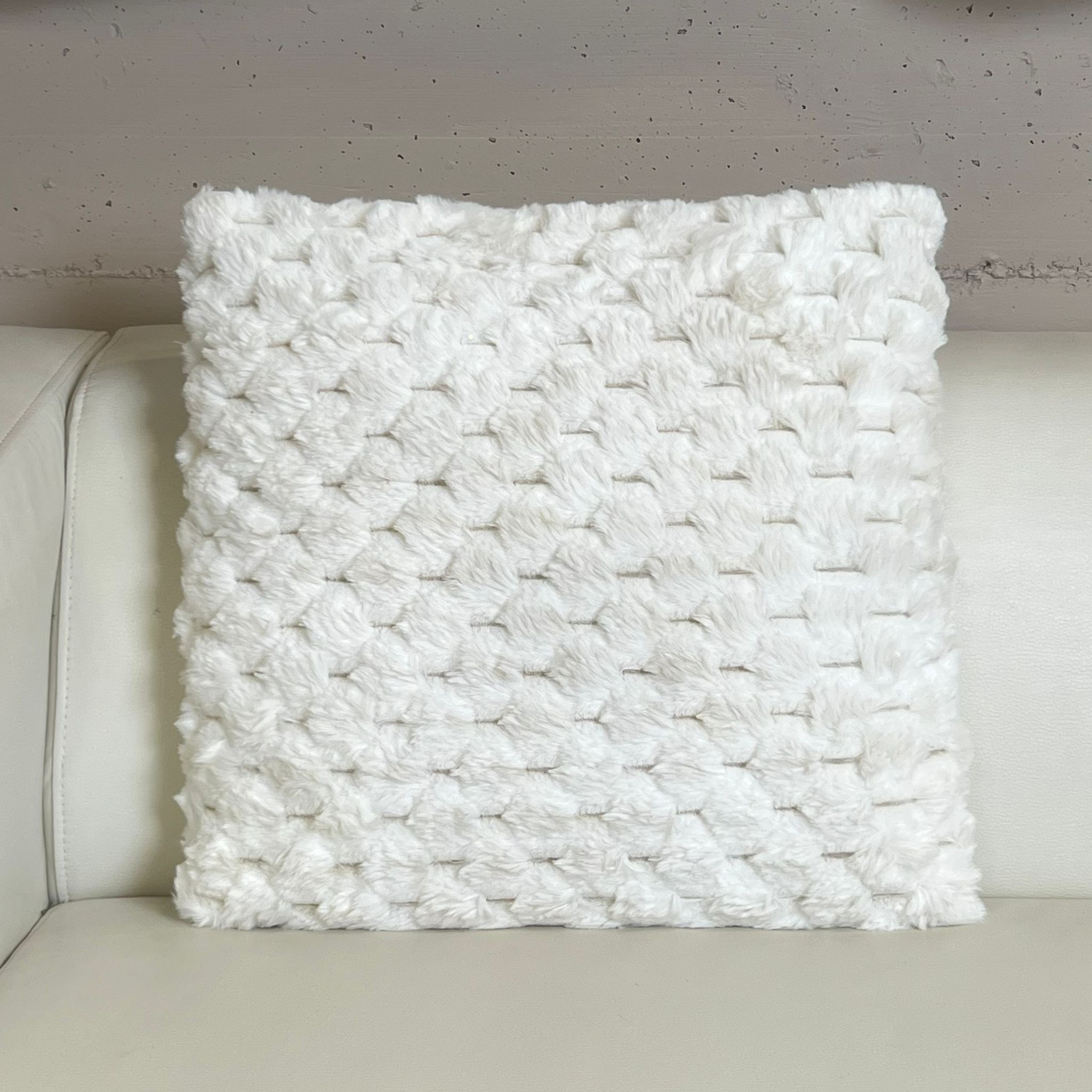 Cuscino pelosetto panna 45x45
