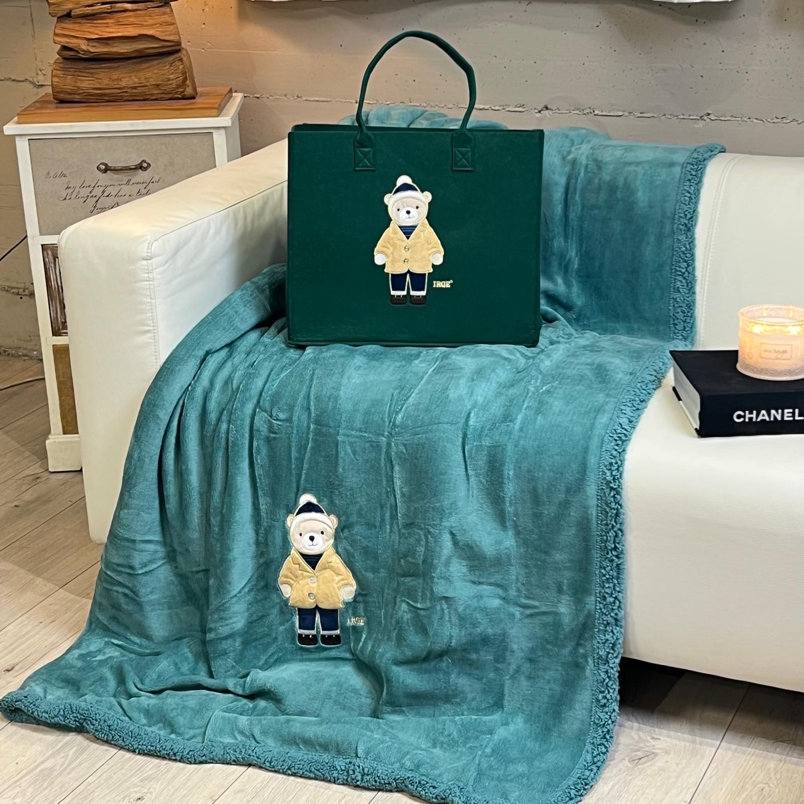 Coperta con borsa 