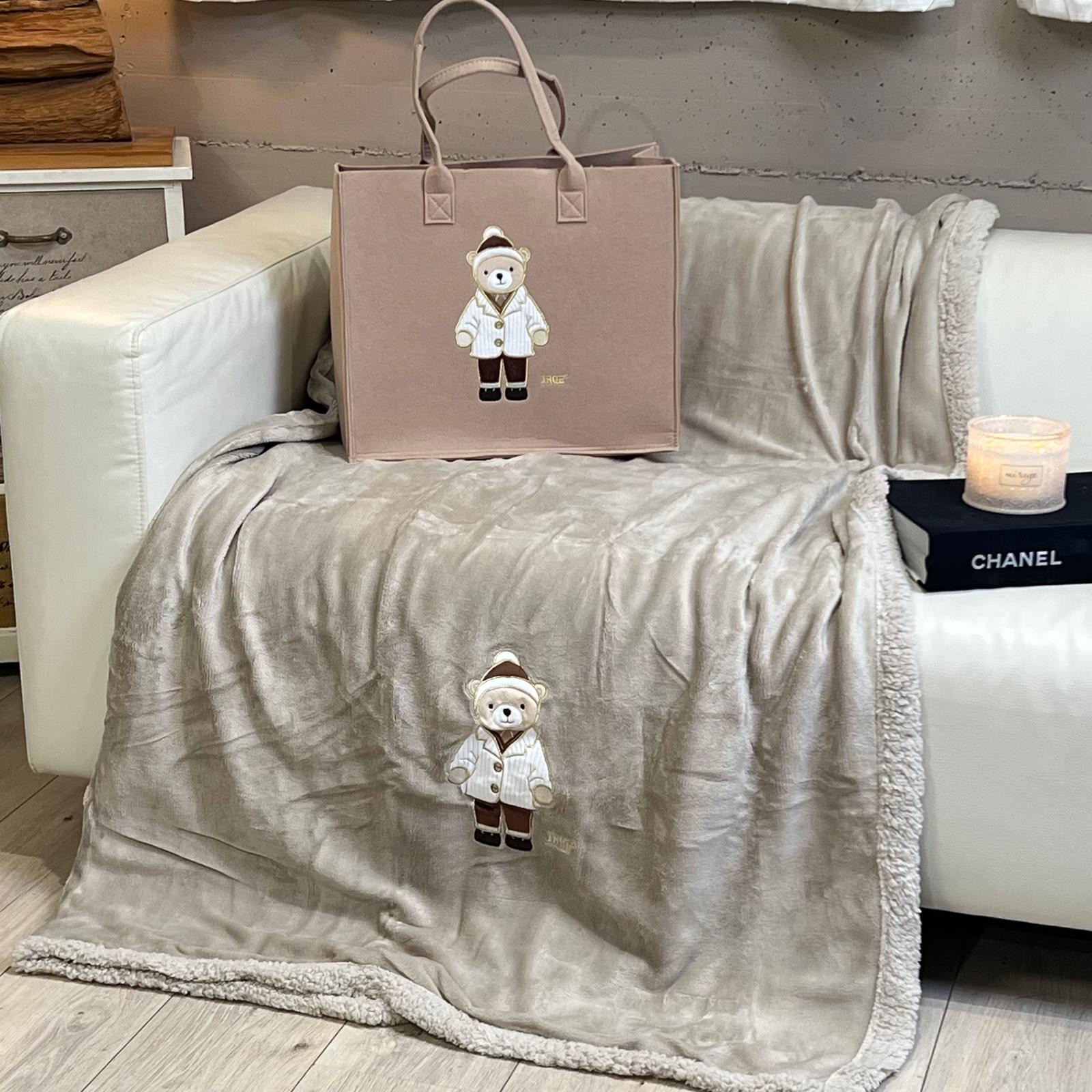 Coperta con borsa 