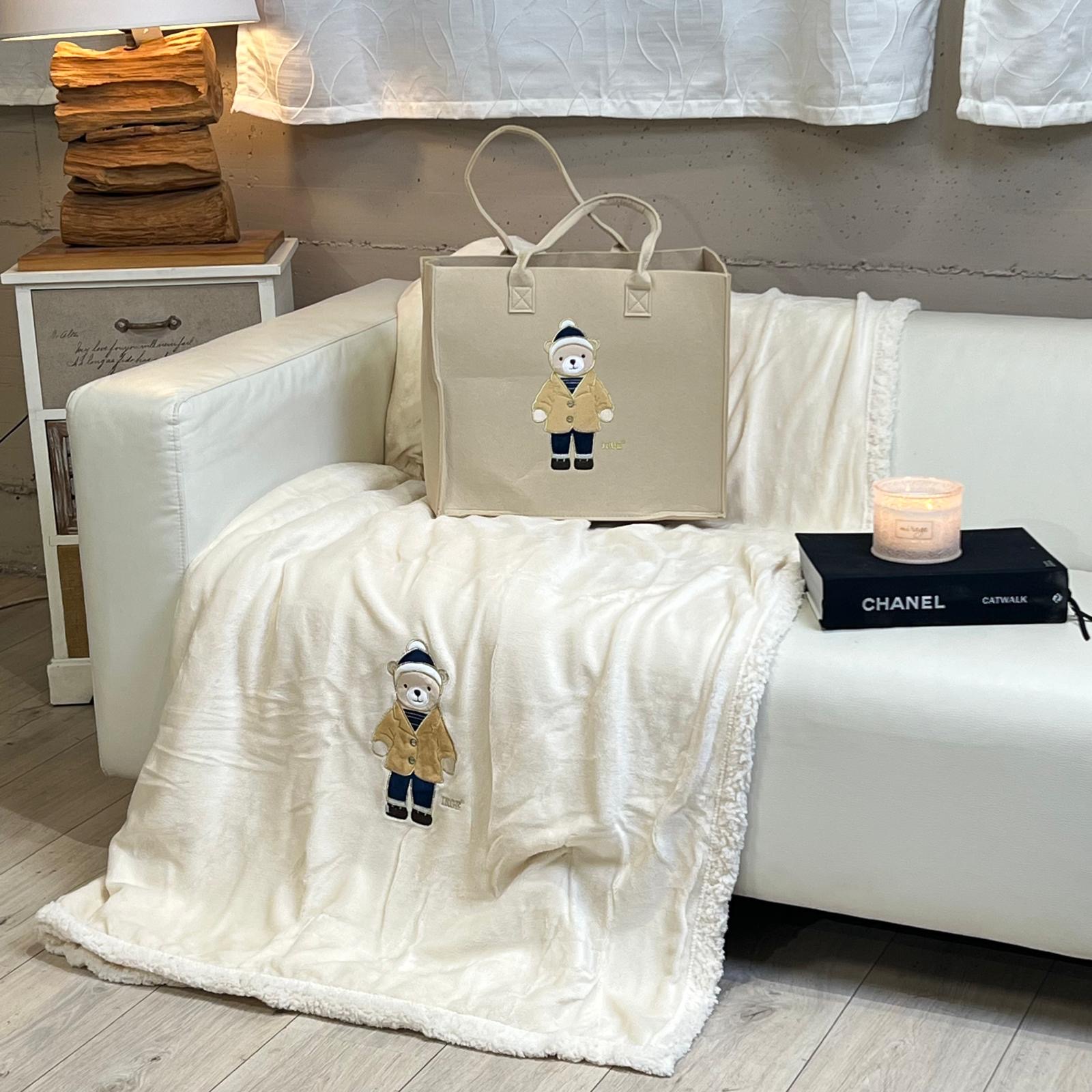 Coperta con borsa 