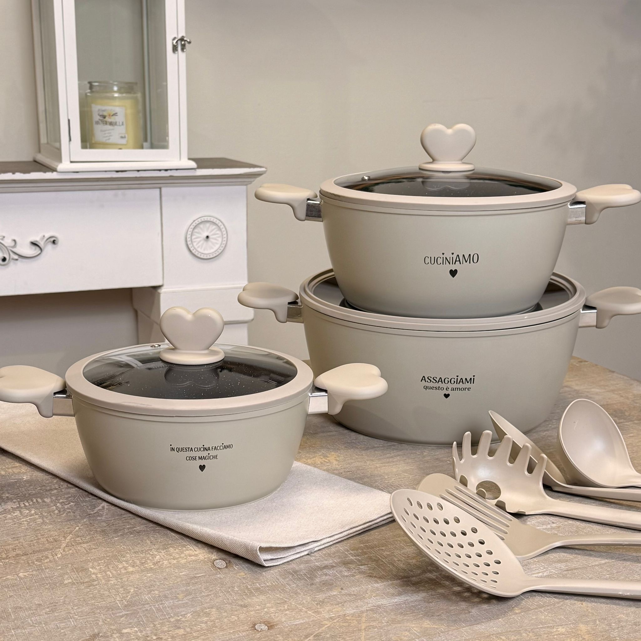 Set 3 casseruole + coperchi + mestoli 