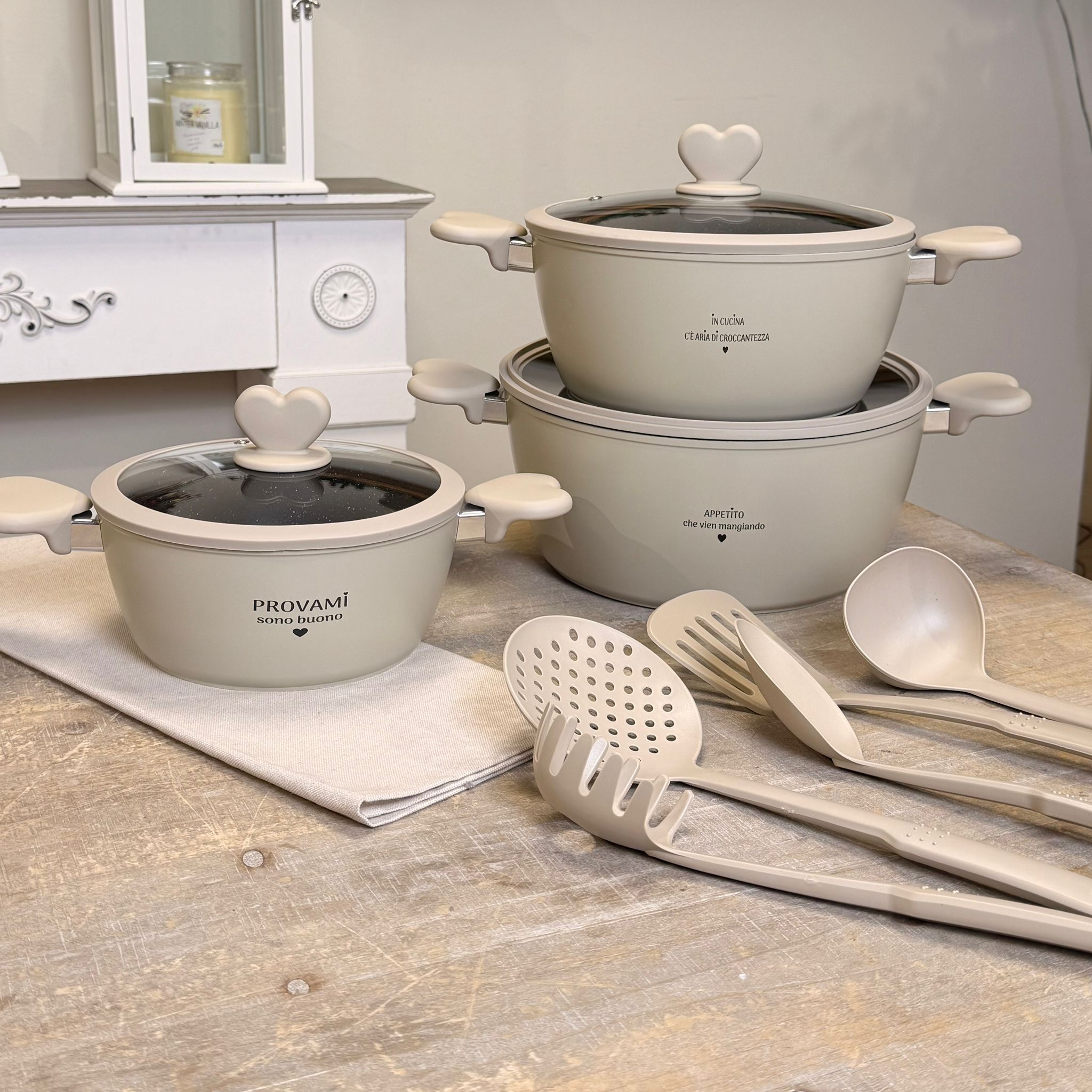 Set 3 casseruole + coperchi + mestoli 