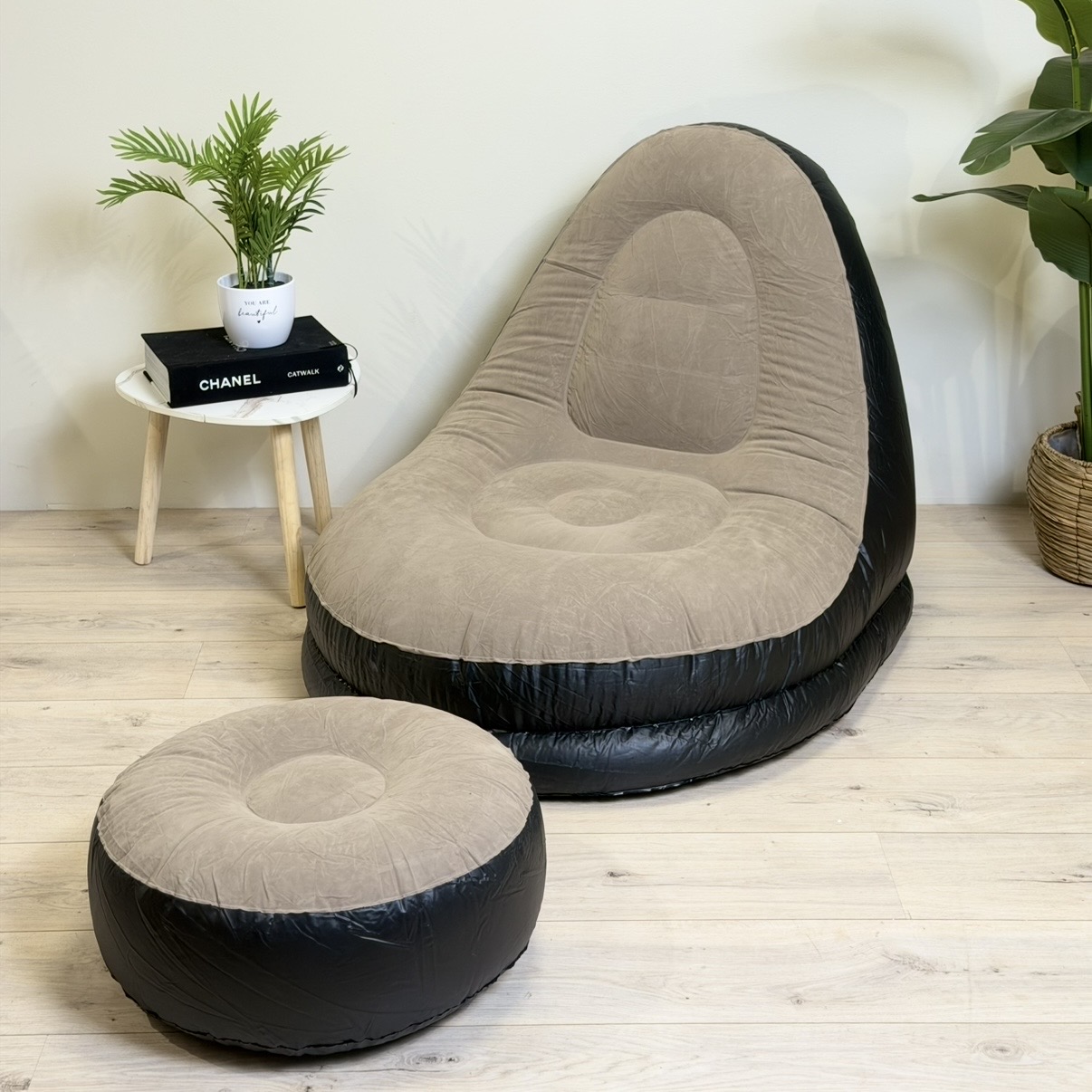 Poltrona gonfiabile + pouf e gonfietto tortora