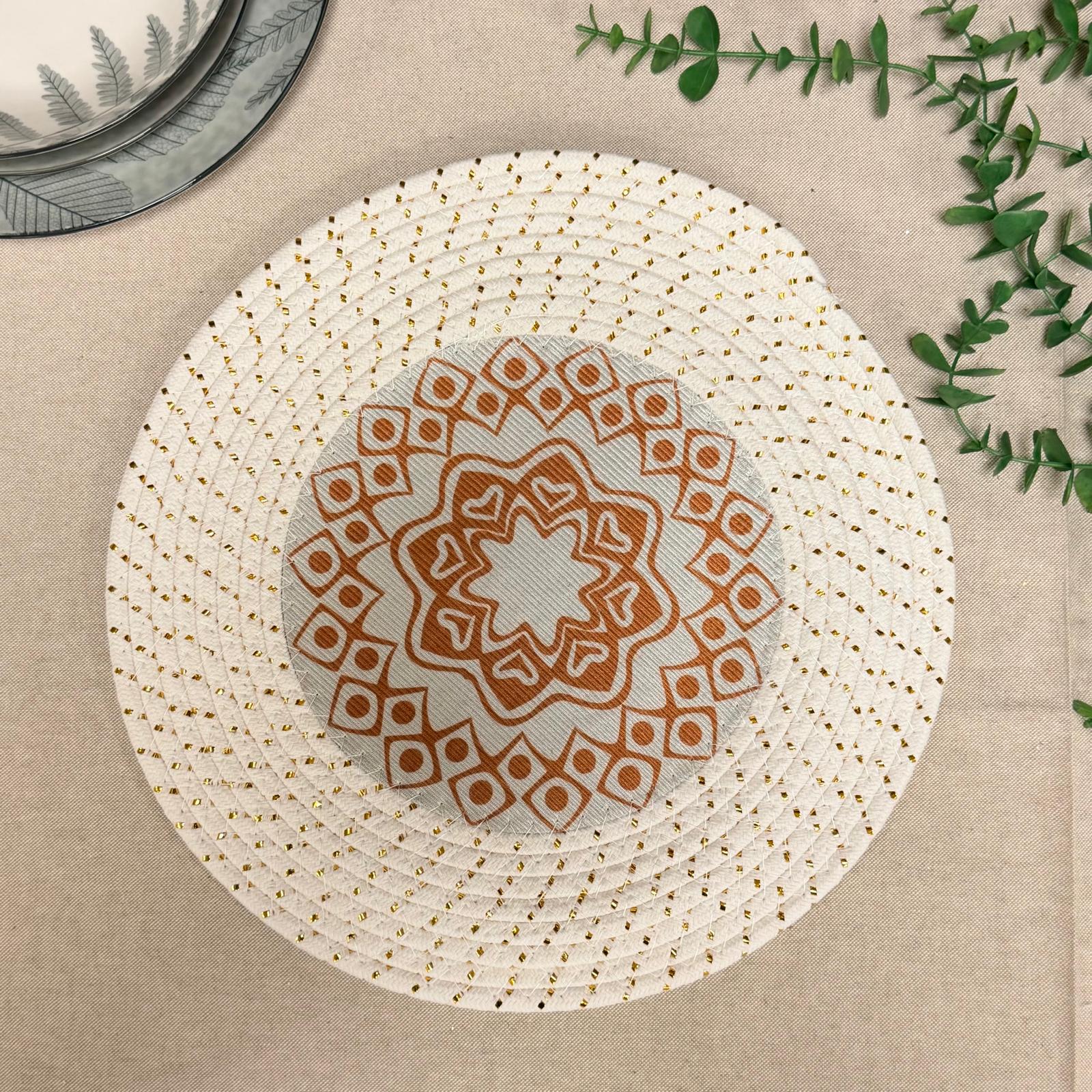 Tovaglietta intrecciata 