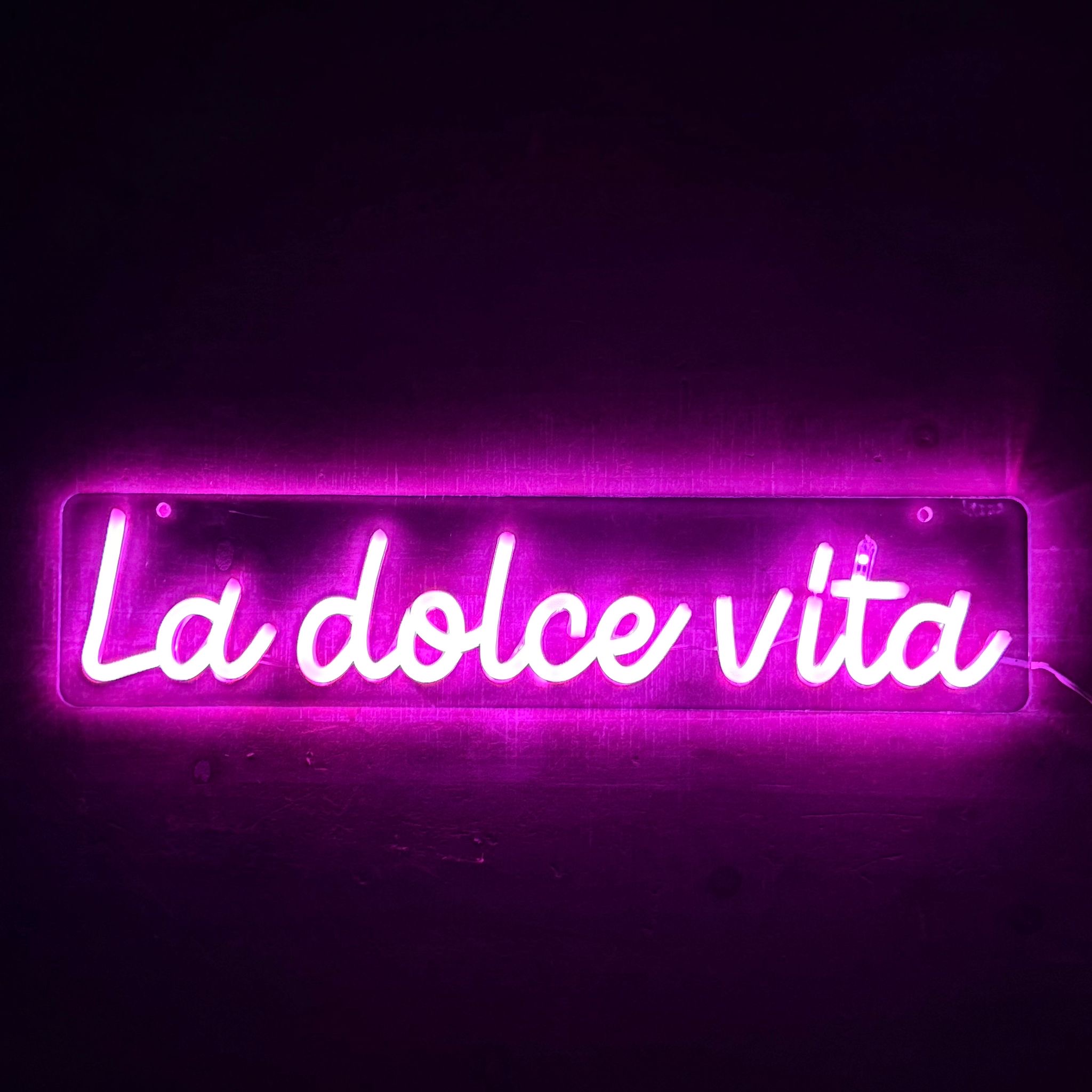 Insegna luminosa 